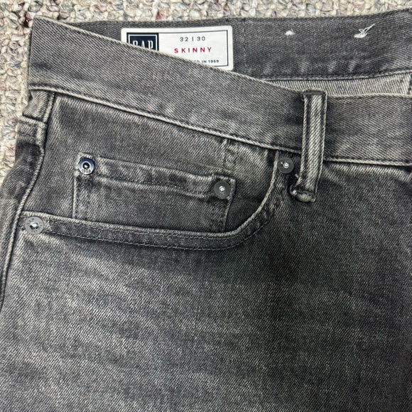 Men’s Gap grey jeans, size 32, skinny fit - Picture 3 of 6